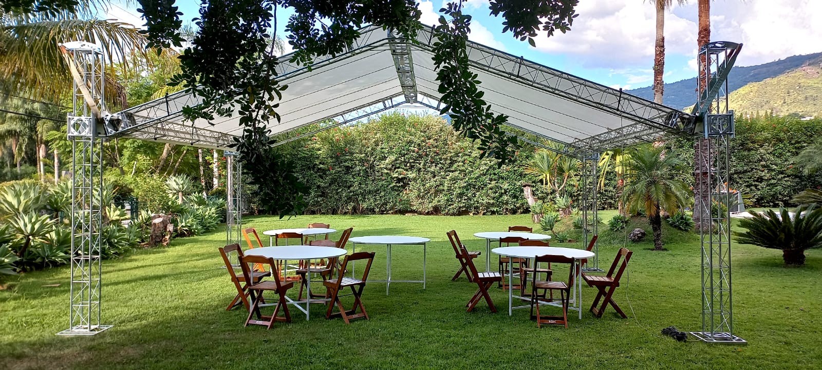 Tenda 7x7 Box Truss Lona Branca