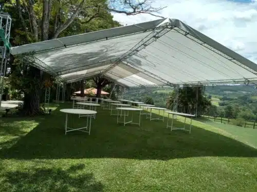Aluguel de Tendas e Coberturas para festas e eventos no campo
