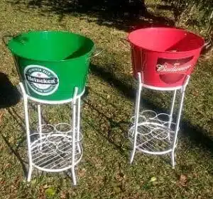 Aluguel de Tina Colorida com suporte Branco