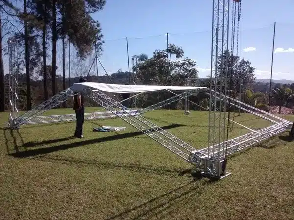 tenda de ferro para casamento