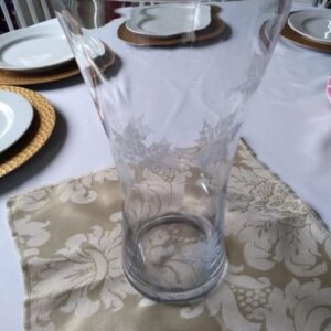 Vaso de vidro transparente