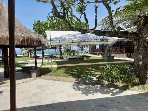 Locação de tendas e coberturas na praia