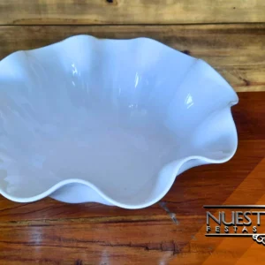 Aluguel de saladeira Flower elegante para eventos pela Nuestra Fiesta.