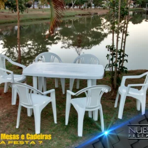 Locação de Cadeira Poltrona de Plástico Branco