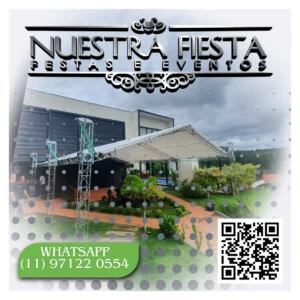 Tenda com estrutura de box truss montada para evento.